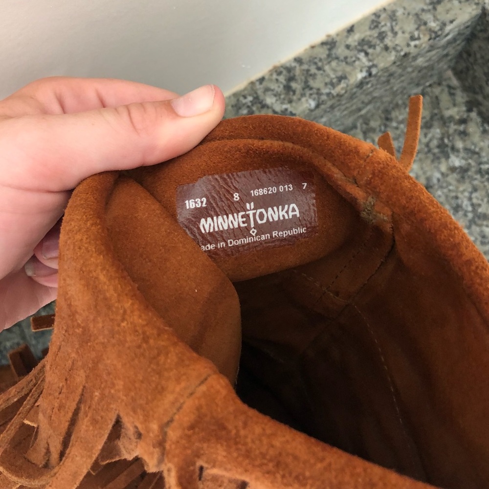 Minnetonka 3 Layer Fringe Boot Size 8 Brown Suede - image 3